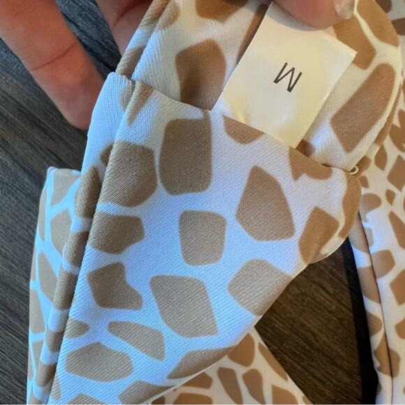 SHEIN Cheetah Print Tan Bikini - Picture 5 of 7